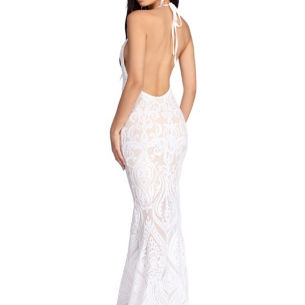 Dress - Picture 4 of 7
